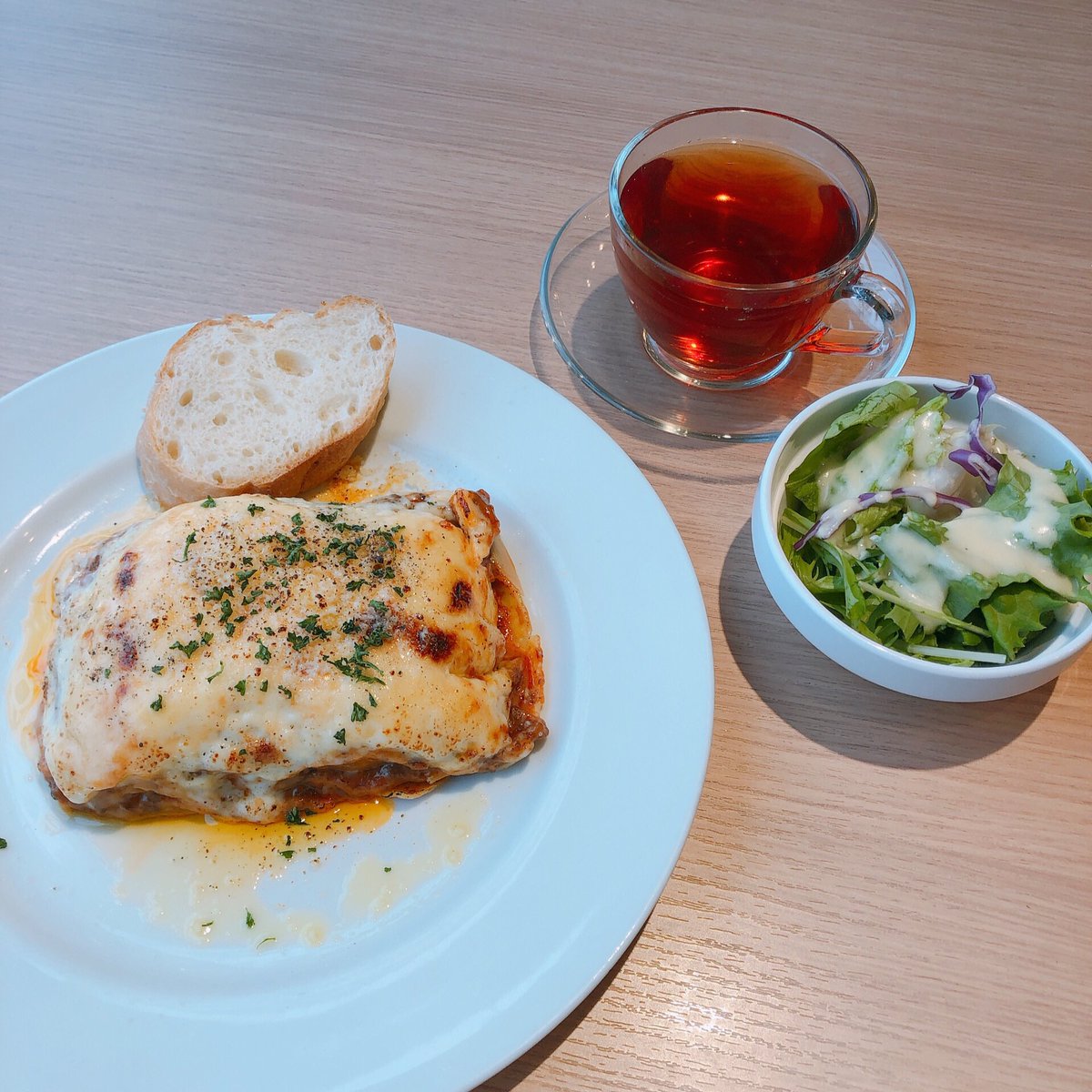 移転 バンクス渋谷 東北cafe Dining トレジオンポートの中に移転 ランチにイタリアンはいかがですか 最近banksで人気のラザニアは 特製ボロネーゼとたっぷりチーズが相性バツグン ランチタイムは サラダとお飲み物がセットで付いて