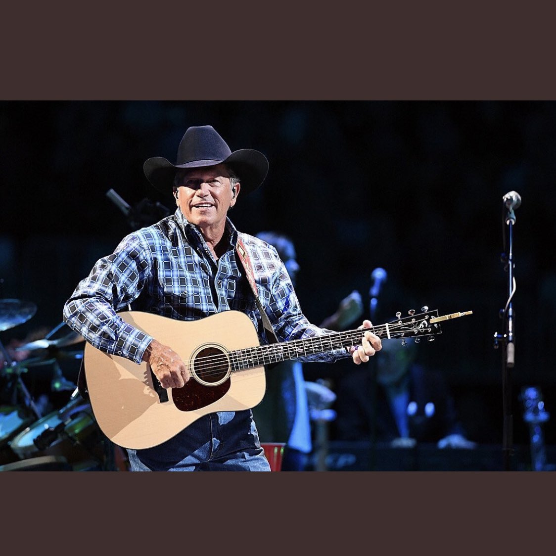 TexasCountryTwt's tweet photo. “What are you thankful for ?”

Me - https://t.co/xbQszsp8VJ