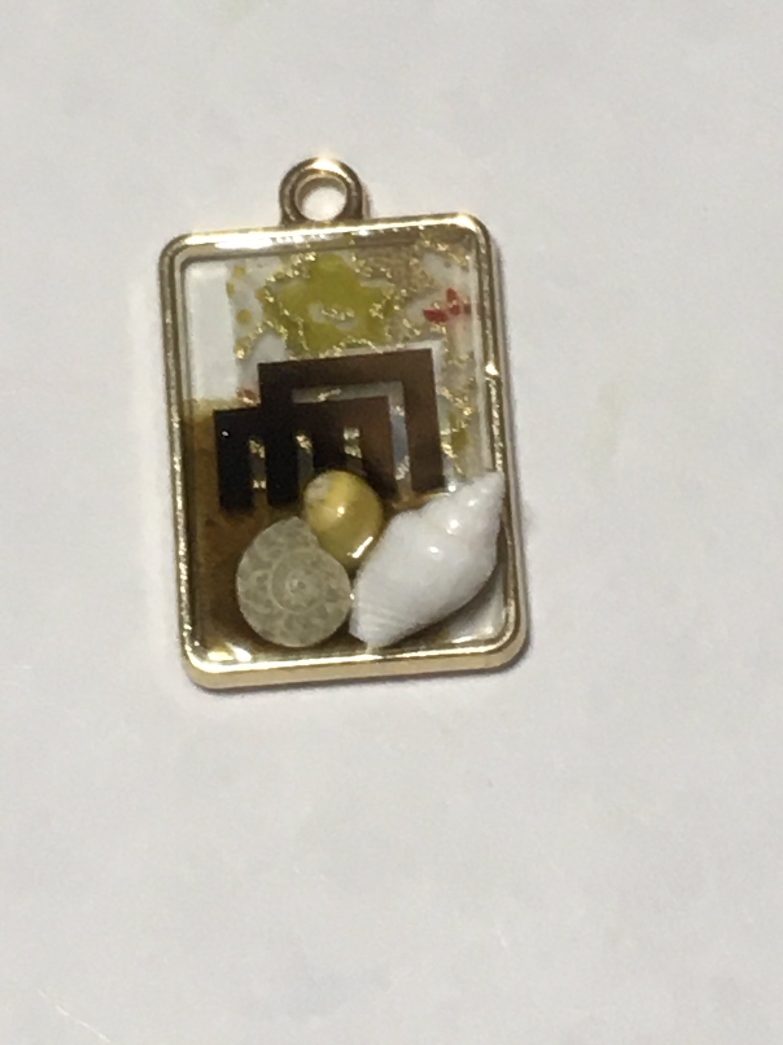 弐條 とにかく見てくれ展2 花宴 です 異母兄の朱雀に入内予定の朧月夜と 光源氏が関係を持ちますよー 再会を約束して 交換した扇を封入しています 兄嫁と恋人になるなんて T Co Bpe4qfxtqn Twitter