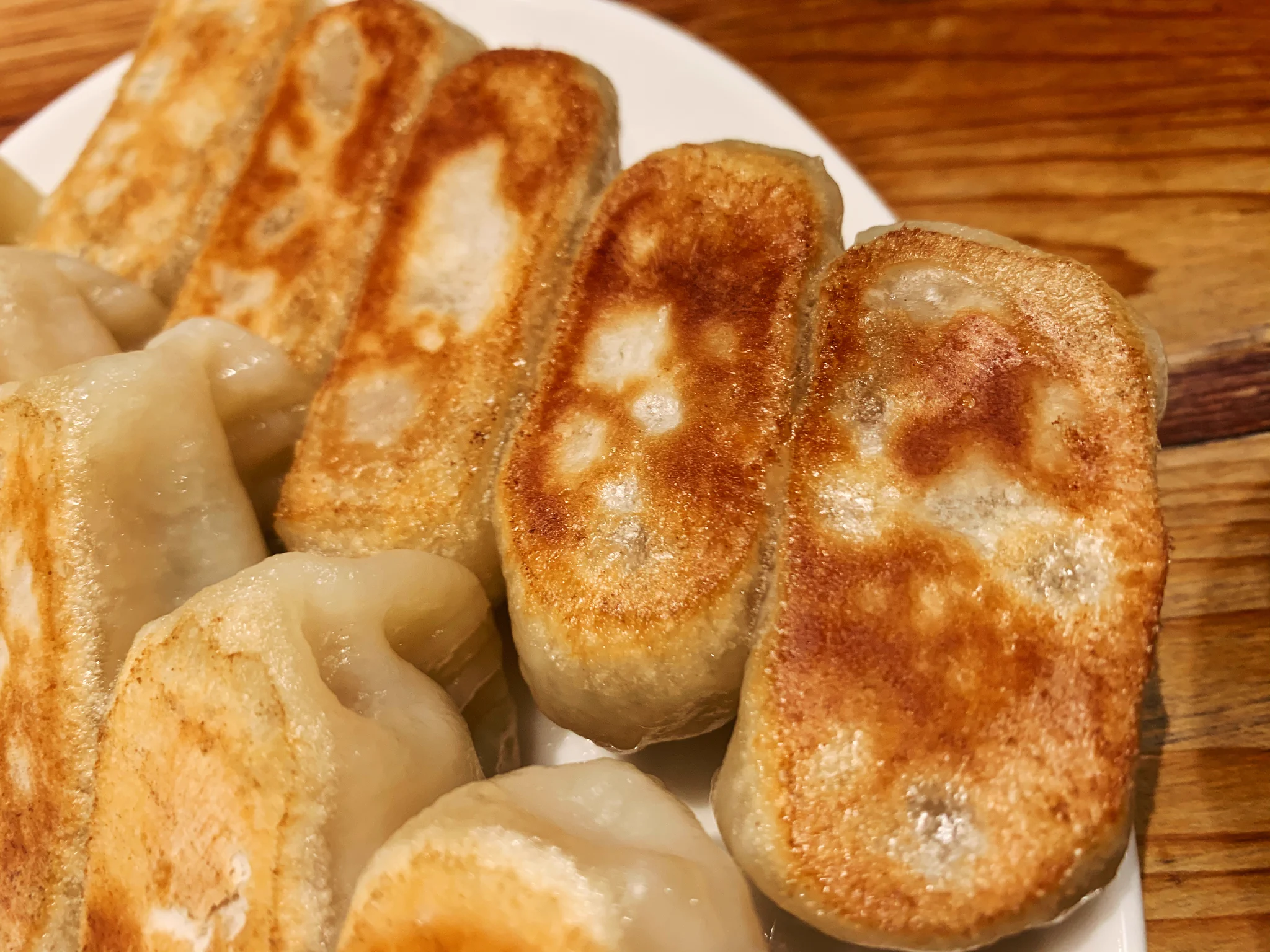 宇都宮の絶品グルメ！もちもちの皮がやみつきになる『餃天堂』