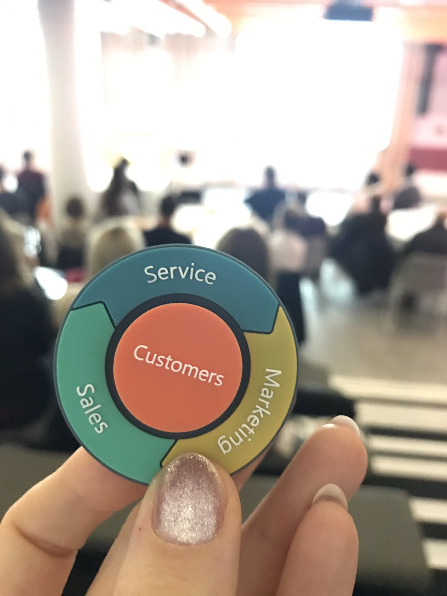 martinadra's tweet photo. Delighted to be at @HubSpot this morning to learn about how to use their powerful software to grow and scale an incredible #startup @Artomatixltd #3dart #3D #AI https://t.co/iiG7JQWFuz