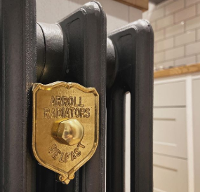 ArrollOfficial's tweet photo. Some delivery images coming through from very happy homeowners. Can't wait to see the installed pictures 🤩.

#castironradiators #interiorinspiration #interiorstyling #interiorstyle #interiordesign #stylingyourhome #decoranddesign #myperiodhomestyle #homeimprovement https://t.co/vgr5eBalri