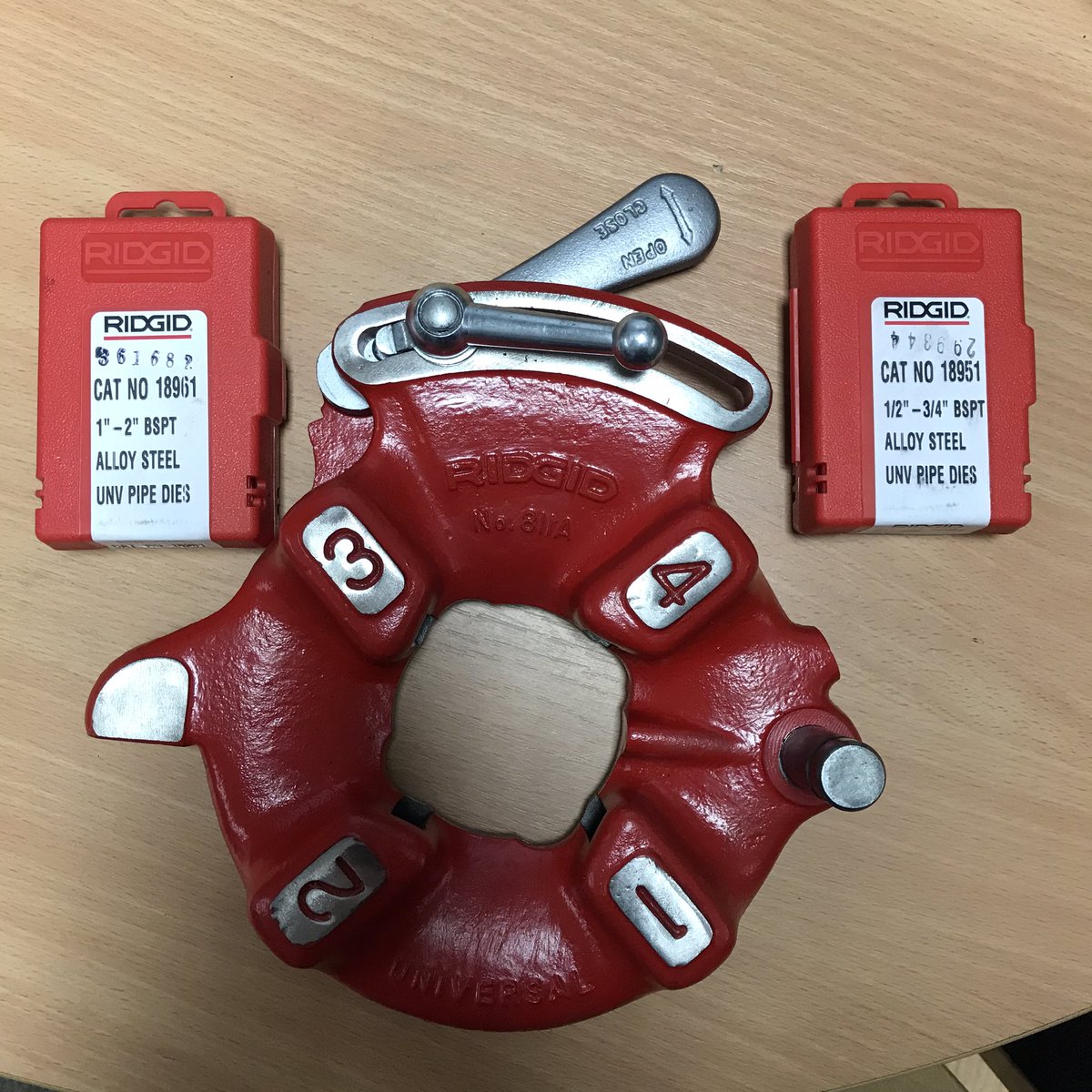 With Christmas fast approaching why not treat yourself? Reconditioned Ridgid 811A die head complete with a new set of 1-2” Dies and a new set of 1/2 - 3/4” Dies.
This deal is £280 + vat! 
A deal not to be missed out!! 🤩 #NewDies #ReconDieHead #ChristmasComeEarly #NewDeal