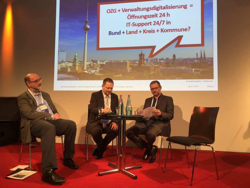 IT_Fachtag's tweet photo. Workshop zum Thema und OZG: Dirk Meyer-Claassen fragt, wer wird das, was heute in den Digital Labs und Think Tanks entsteht, den in Realität betreiben? #IT_Fachtag19 https://t.co/YZu4mJa4Su