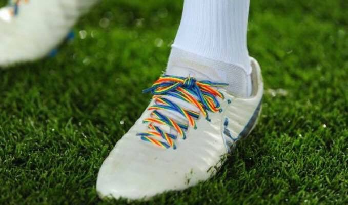 LUFCStudentDay's tweet photo. For the match against Frickley Athletic on the 30th of November at 15:00 the players will be wearing rainbow lace to show their support to the LGBTQ community!

Getting closer now! https://t.co/kTe3vZ9syk