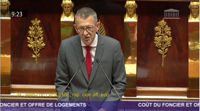 L_EsquenetGoxes's tweet photo. Examen aujourd'hui à l'@AssembleeNat de la proposition de loi du Député @MoDem @JeanLucLAGLEIZE visant à réduire le coût du foncier et l'augmentation de l'offre de logements 🏘️accessibles aux Français.
@GroupeMoDem #Foncier https://t.co/oXCXMx1O3j