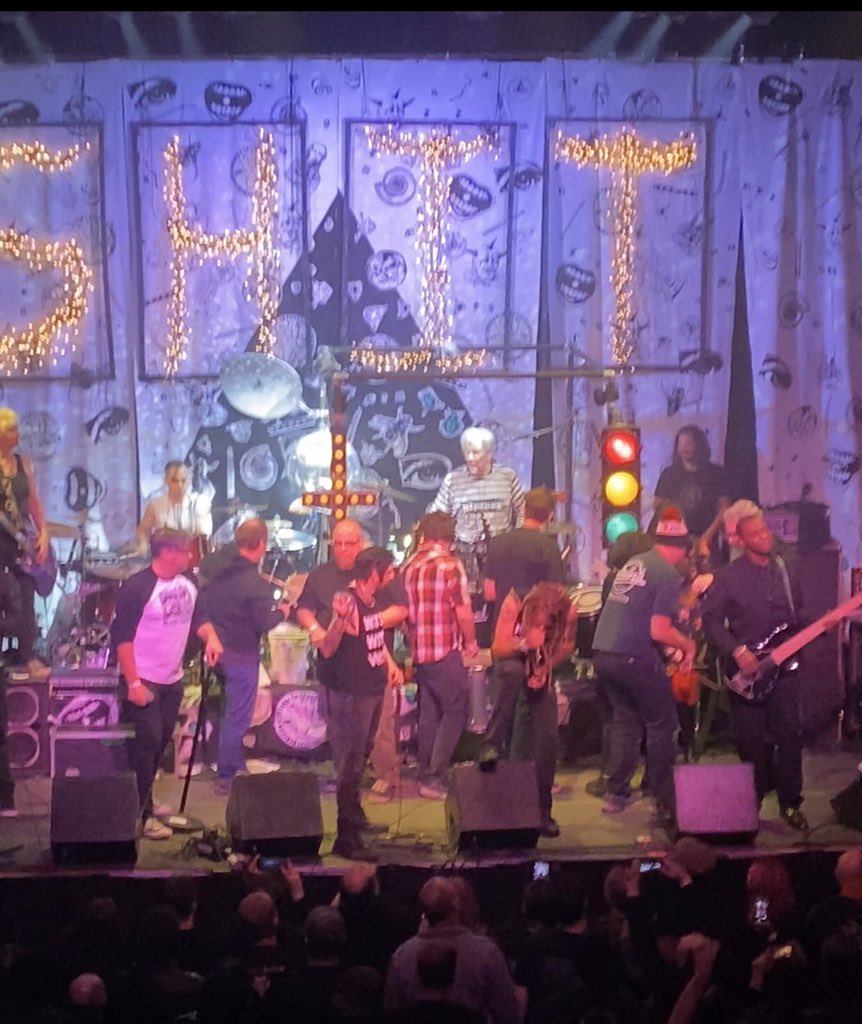 nosajmunson's tweet image. What an Amazing Night with #PIGFACE in Denver. 
Me, @OperativeXRay and @Cbalroman had a fucking blast. 
BIG THANK YOU to @marteeeen, @lesleyrankine &amp;amp; the whole gang. An incredible show with a legendary band! Much fun was had by all!