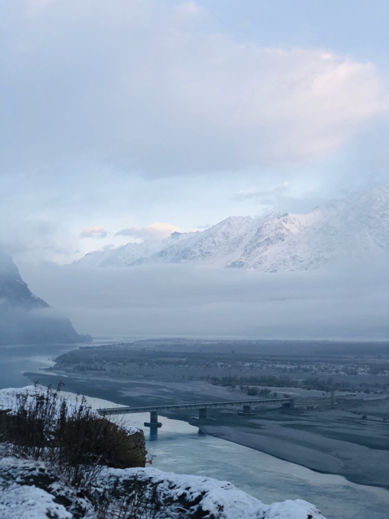 shabana_msm's tweet image. #snowfallsnowshower #skarduweather