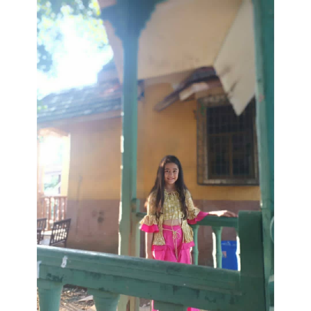 roshniwalia06's tweet photo. The most important thing is to enjoy your life-To be happy- it's all that matter !!!
#kullfikumarbajewala #kullfi #sikulfi #aakritisharma #love #smile #instakid #twitterkid ❤️😊🤗 https://t.co/pPcqCXmi3H