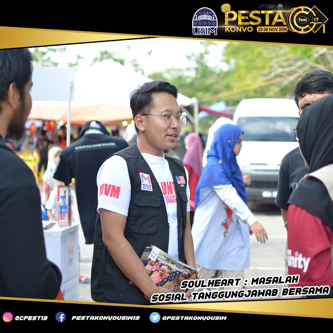pestakonvousim's tweet photo. [TELAH BERLANGSUNG: MASALAH SOSIAL TANGGUNGJAWAB BERSAMA] 🎪😘
.
Alhamdulillah terima kasih saudara Abrar Sulaiman kerana telah memberikan perkongsian bermanfaat untuk semua!

#CFest17 
#CFESTUSIM 
#TogetherStronger https://t.co/0Ok5Q787TK