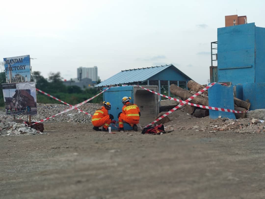 SAR_NASIONAL's tweet photo. selamat siang #SobatSAR,
berikut adalah serba serbi kegiatan InaSAR dalam rangka penilaian IEC (Insarag External Classification), 
.
doakan kami bisa lulus ke medium classification ya...🙏🏽 https://t.co/tYd7tPo1cM