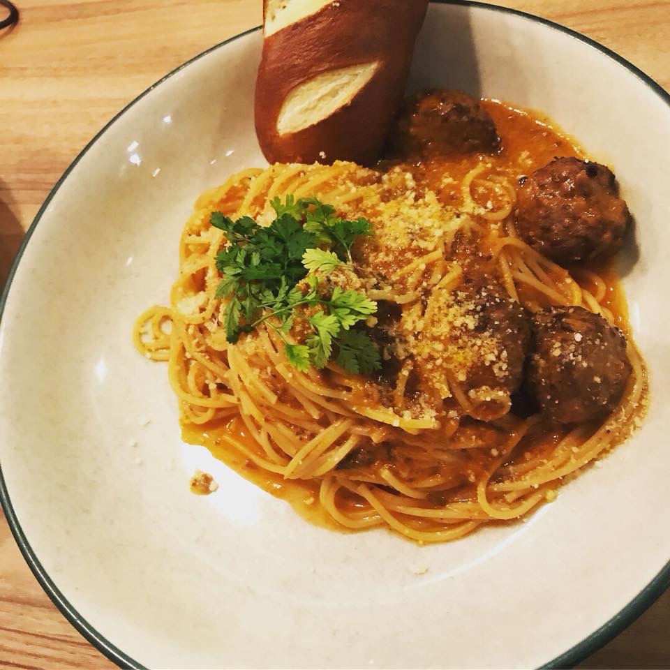 ライマー烏丸 Twitterren Wired Cafe京都ポルタ店のミートボールミートソースです 大きなミートボールが特徴のパスタで濃厚なミートソースに肉団子がそのまま入っていて思ったよりボリューミーでした Wiredcafe ミートボールミートソース ポルタ 京都 T ライマー烏丸 Twitterren Wired Cafe京都ポルタ店のミートボールミートソースです 大きなミートボールが特徴のパスタで濃厚なミートソースに肉団子がそのまま入っていて思ったよりボリューミーでした Wiredcafe ミートボールミートソース ポルタ 京都 T