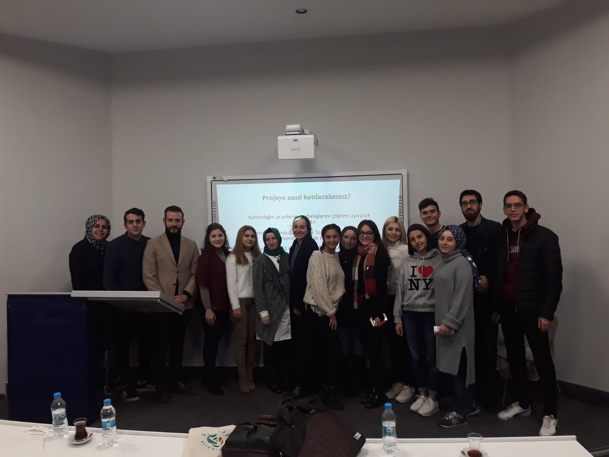 medipolcevre's tweet photo. 27 Ekim 2019 Çarşamba günü İstanbul Medipol Üniversitesi Güney kampüste düzenlenen Sıfır Atık projesinin öncüsü  Beykoz Belediyesi'nin verdiği eğitime Çevre Kulübü Yönetim Kurulu olarak katılımımızı gösterdik. https://t.co/Z4BMozG7Re