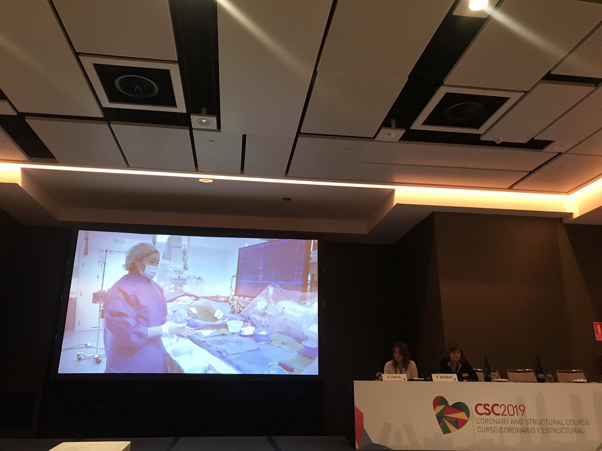 LacuevaMaria's tweet photo. Continuamos con el segundo caso enfermero #CSC19. CTO desde @hbellvitge @elenacalvo_bcn https://t.co/XMhp3TY6cI