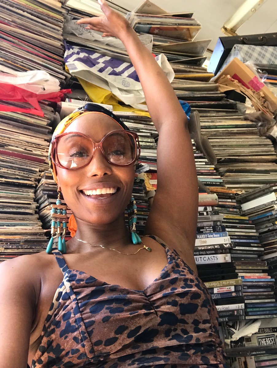 FOLAMI's tweet photo. I'm pretty sure that heaven looks like record shopping in Rotterdam. 👼🏽🌤
A quick throwback to a random adventure in Rotterdam.
I hope to go back soon.
#folami #findfolami #records #shopping #rotterdam #international #heaven #whatif #goodtimes #givethepeopleeverything https://t.co/UgeTUyV7bL