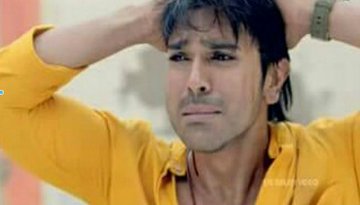 AndrewsD40's tweet photo. @Sitharamaraju7 @Thelpathrisingh The real monkey😂😂
Ur blink look at acting and expressions😂😂 https://t.co/4AcDTcoGed