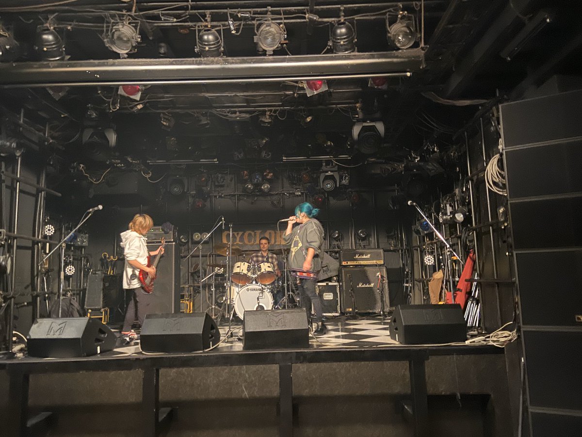 JRoxOfficial's tweet photo. 渋谷Cycloneでお待ちしてまーす！！

#バンド　#ライブ　#渋谷　#rocknroll https://t.co/dnvO2RKJFy