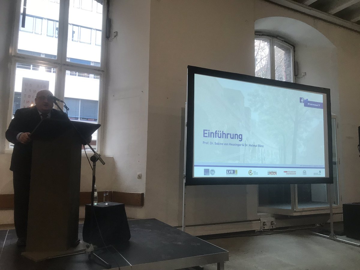 Mehr als 130 Anmeldungen bei #rheinmauer19 - eine tolle Atmosphäre im <a href="/koeln_museum/">Koelnisches Stadtmuseum</a>! Wir feiern mit Manfred Grotens 70. #Geburtstag den Geburtstag einer „#landesgeschichtlichen Allzweckwaffe“ - so H. Rönz in seiner Laudatio