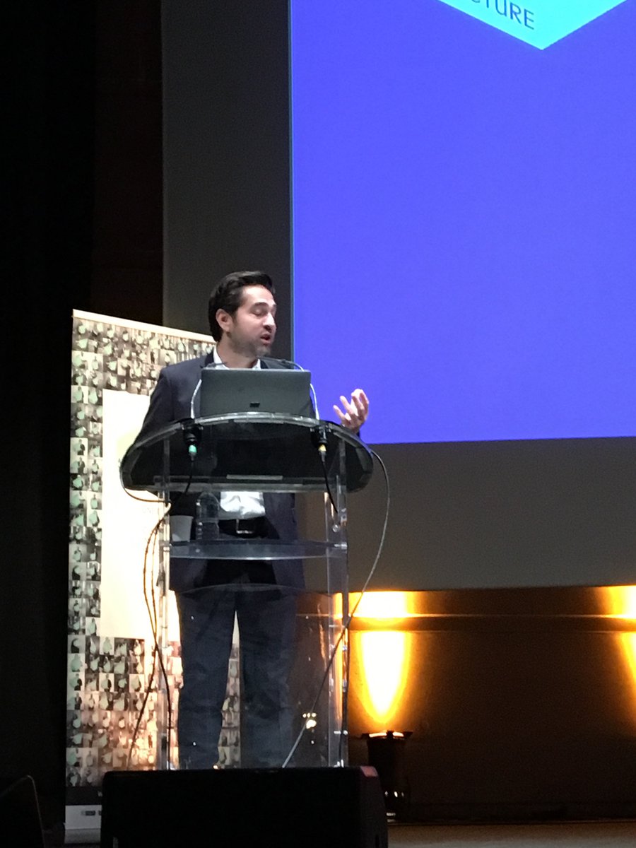 Les assises 5 région architecture sont lancées avec M. Arnaud Robinet, Maire de Reims. 
Deux journées de débats autour de l’architecture et l’habitat ! #regionarchi #habitat  #Reims #teamarchi #GrandEst