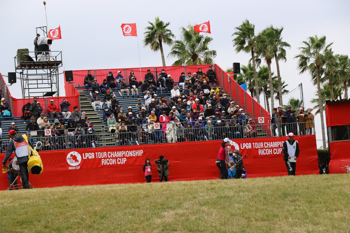 宮崎県広報 On Twitter 2019年の賞金女王が決まるリコーカップが 宮崎カントリークラブで始まりました 大注目の渋野日向子プロや現在賞金ランキング1位の鈴木愛プロ 宮崎市出身の柏原明日架プロなどlpgaのトッププロが宮崎に集結しています 今週末はゴルフ場へ応援