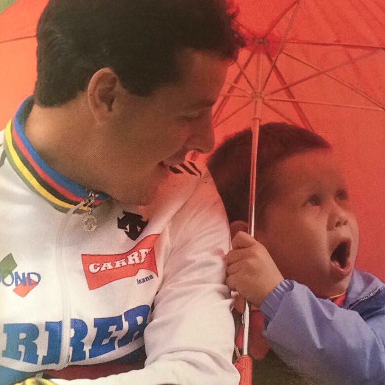 nicholasroche's tweet photo. Happy 60th birthday ! @stephenj_roche https://t.co/1vLR5XQK3D