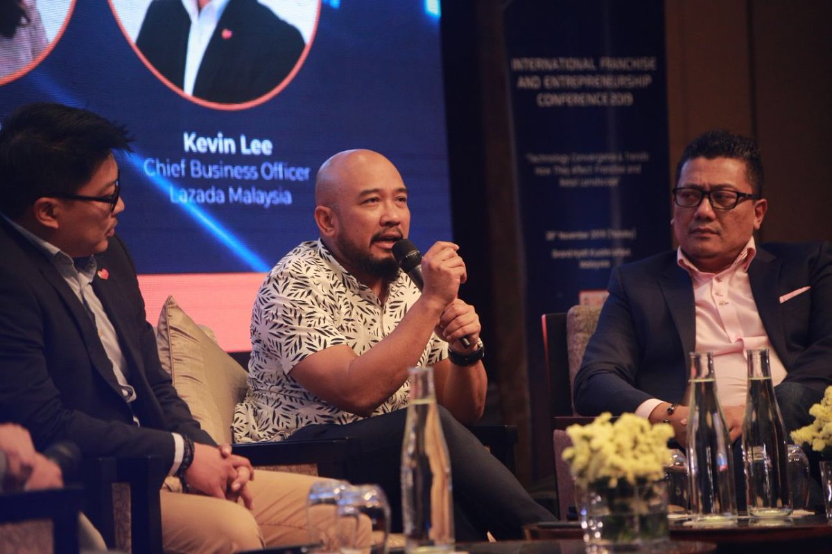 IFEC2019's tweet photo. LIVE UPDATE IFEC2019
.

“If we do not take the technology journey, no innovation can take place”. 

Forum 3 
Innovation &amp; Creativity 
The future possible - How We Live and Work?

#IFEC2019 #ifecmalaysia https://t.co/zZ2vRimjnz