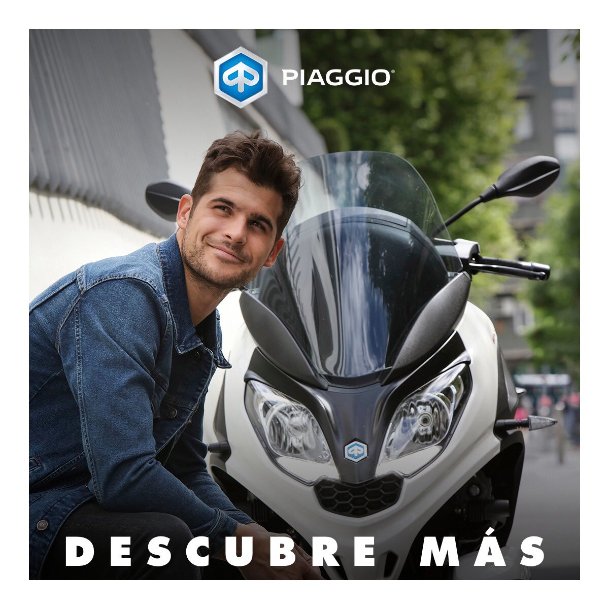 vespaturia's tweet image. ¡Llega el BLACK FRIDAY de @PiaggioOfficial 🛵!

Este viernes disfruta del mejor #blackfriday y empieza el fin de semana estrenando moto 🤩

200€ en accesorios + matriculación gratuita. ¡Pregunta en tu tienda más cercana o tu taller de confianza! 🖤

#Piaggio #MoveBeautifully