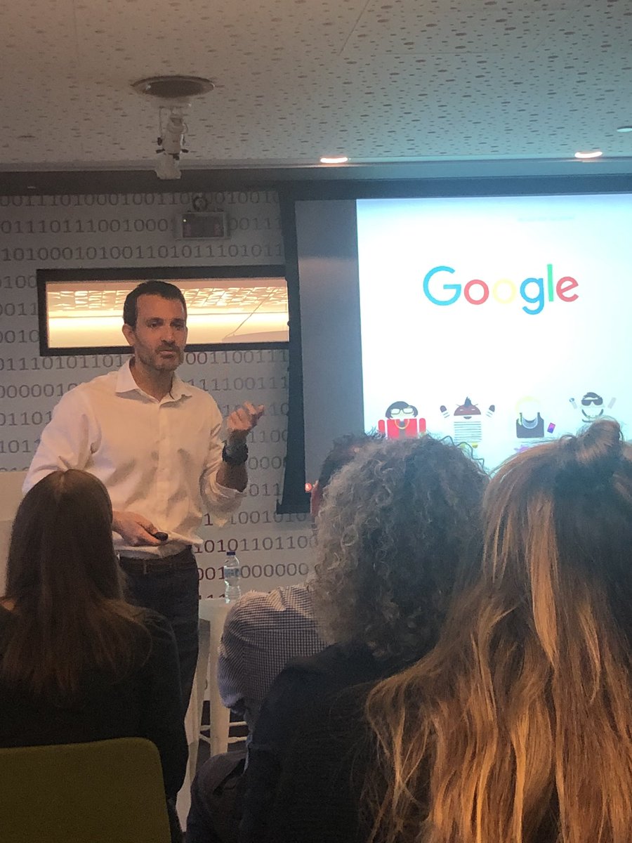 QueryGo's tweet photo. Do cool things that matter #googleculture, Javier Martin Director de RRHH nos cuenta los tres pilares de la cultura en @Google https://t.co/qzhqGuRb4P