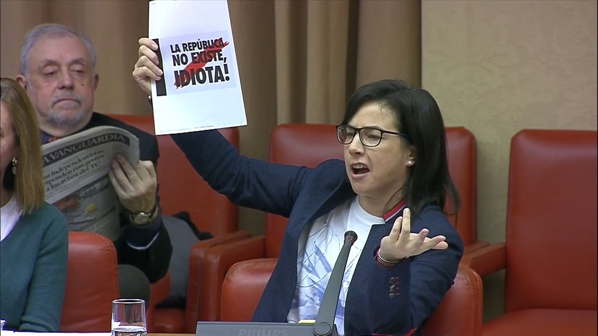 AraBassas's tweet photo. L'anàlisi d'@antonibassas: 'A base de censura i Borrell' https://t.co/BzVQglW9eW https://t.co/hWsHLWWKaq