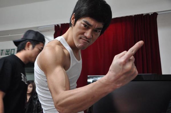 セバスチャン ﾟ 実写版浦安でなんとなく小沢真珠さんが仁ママやりそうな気がしてしょうがない イカれキャラが最近どんどん板についてるから 余裕で演じ切りそう 春巻先生は 絶対ないだろうけど 少林サッカー のダニーチャンとかなｗ 浦安鉄筋家族