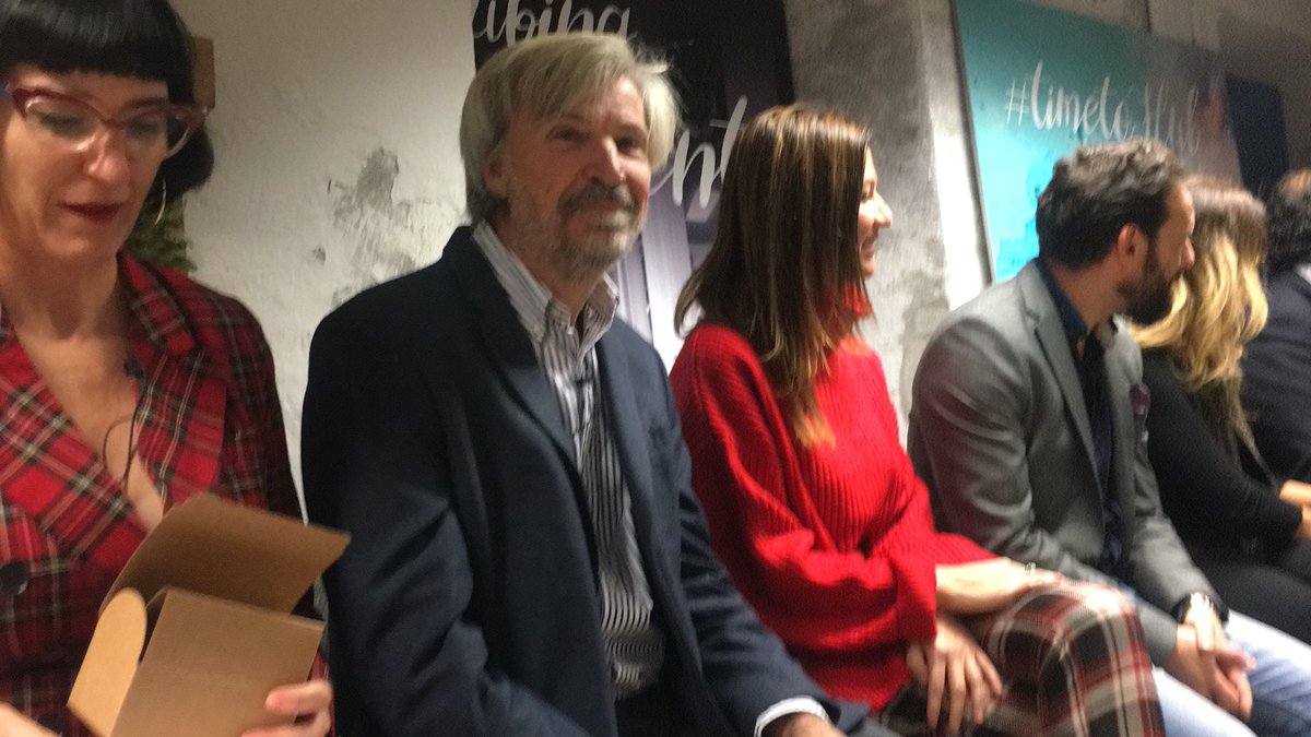 #timetohub con Horka rodriguez que aporta el jengibre.Eva Cantero,el aceite, Walter Varela trae la sal, affairs manager , Esther morales aporta los datos con el aguacate,Carlos martinezCabrera lo picante en creatividad, el chile