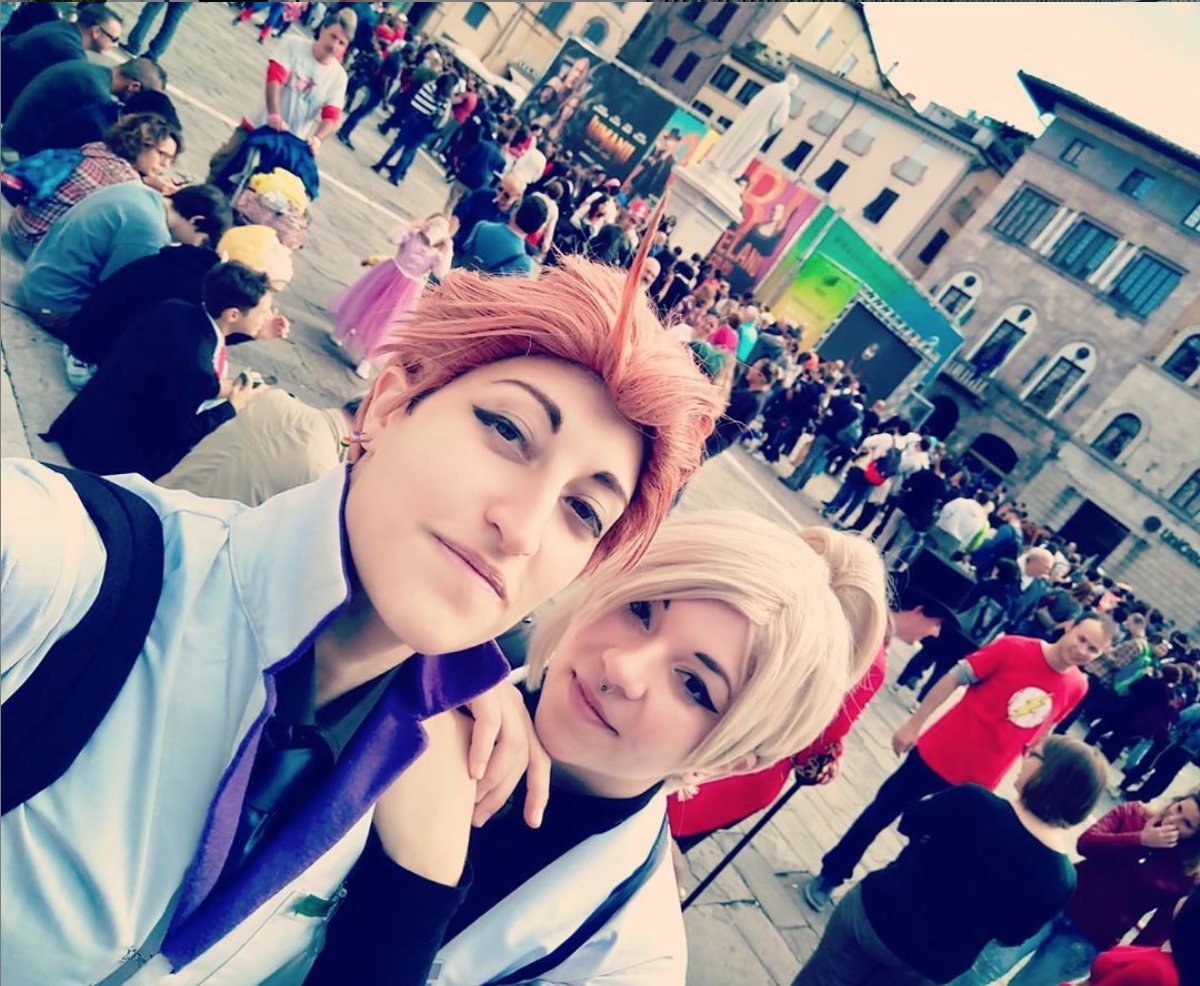 Live from #luccacomics2019  ❤️ ! 

#Overwatch #moicy #moircy #Cosplay #wlw #LGBTQ #LGBTQIA #overwatch2 #moiraxmercy #OTP #moiraodeorain #angelaziegler #Mercy #yuricouple #fandom #CoupleGoals