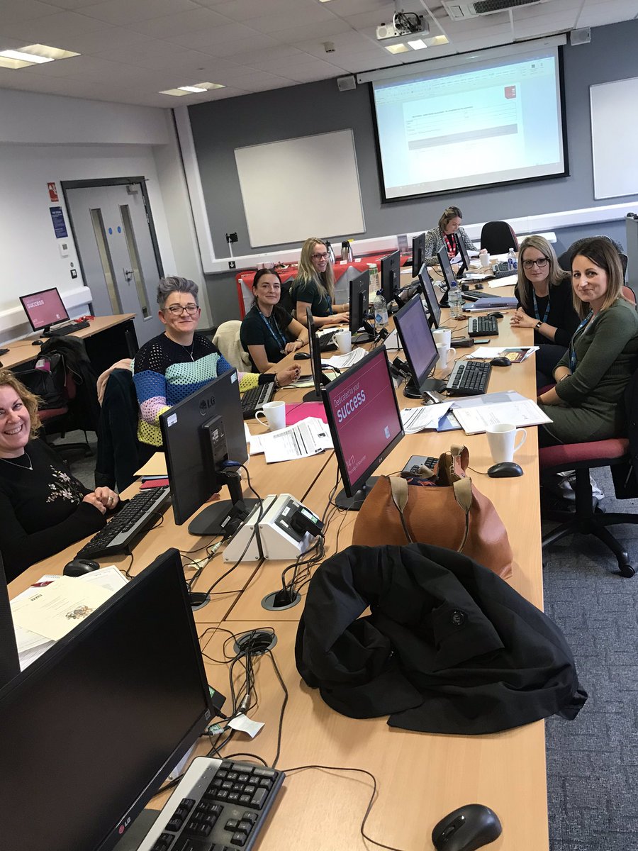 nixkar6's tweet image. Enrolling our first cohort of Social Work Degree Apprentices.  Today is a monumental day for these guys commencing their Social Work profession at @StaffsUni @mpftnhs @MpftSwla @sarahredmondSW Here’s wishing you every success!