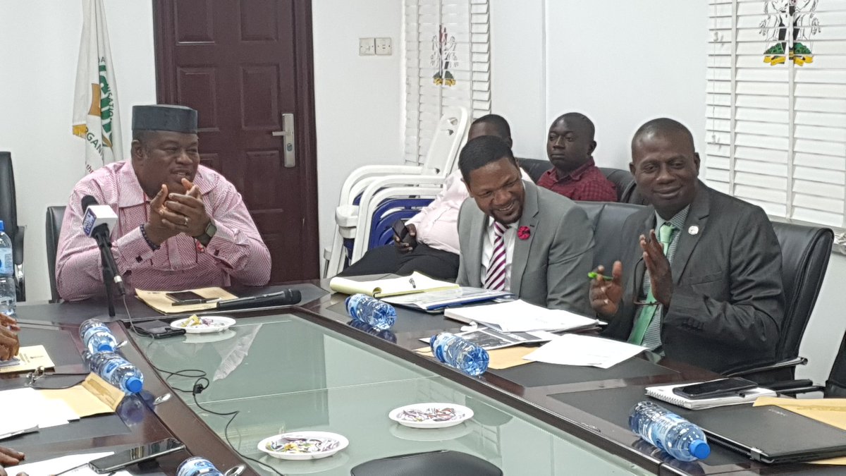RichardMunang's tweet photo. To drive #climateAction ambition from an enterprise perspective, market incentives to drive #ClimateAction and #SDGs implementation are critical furthering discussion with #StandardsOrganisation of #Nigeria @SONNigeria. #InnovativeVolunteerism @Siibillion @EBApreneur_NG https://t.co/H3dGSfWBjH