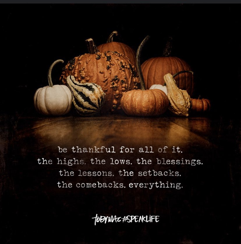 SarahKHarmony's tweet photo. #HappyThanksgiving #Thanksgiving2019 #thankfulforitall https://t.co/tFObek4c13