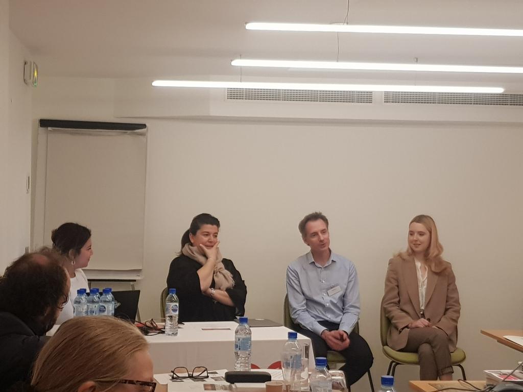 CampusmFrance's tweet photo. Comment mieux engager vos étudiants au coeur du débat aujourd'hui pour la table ronde #campusM en compagnie de @Nadia__Jacoby, Pascal Romon @simonelesrobots @upemlv @arnaudguenegan @ExLibrisEurope https://t.co/qOzbN4Zqev