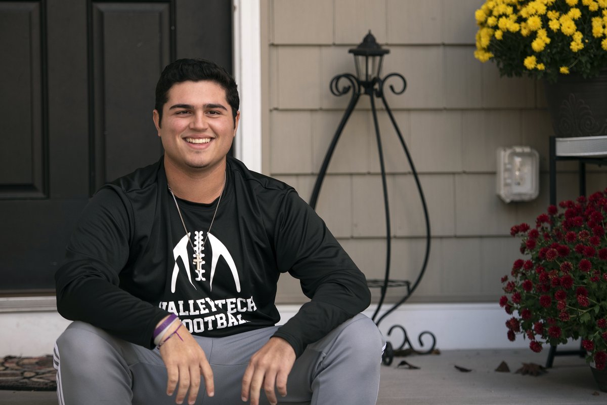 Here's our Turkey Day 🦃 10 a.m. football coverage:

<a href="/kstone06/">Kevin J. Stone</a> has Needham at Wellesley (132nd meeting)

<a href="/tommycassell44/">Tommy Cassell</a> has Framingham at Natick (114th meeting)

<a href="/GambonLiam/">Liam Gambon</a> has Ashland at Hopkinton (96th meeting)

<a href="/EWints/">Ethan Winter</a> has Nipmuc at Blackstone Valley Tech (12th meeting)