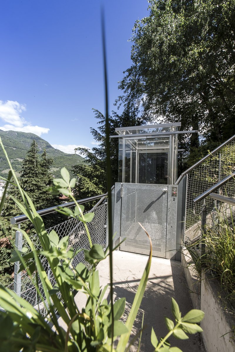 inclinators's tweet photo. #CantonTicino 🇨🇭
#LandingPerspectives and #ScenicView on #InclinedLifts
____
#Inclinators #Funiculars #TramLift #ElévateurIncliné #AscenseurIncliné #SCHRÄGAUFZÜGE https://t.co/QVAtkgUQjD