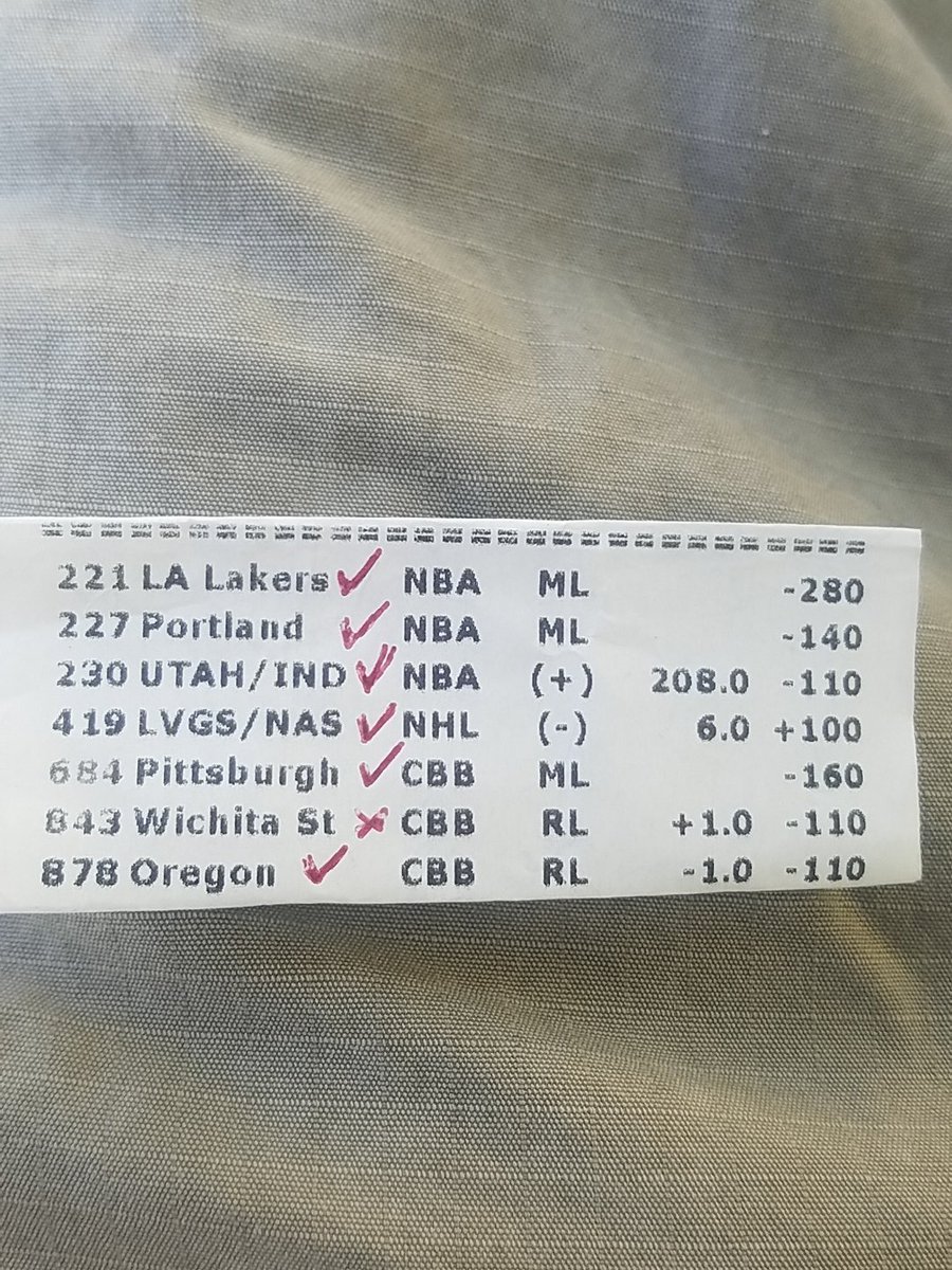 u_never_know714's tweet photo. 6 - 1 yesterday parlay https://t.co/5VXlZXVqvW