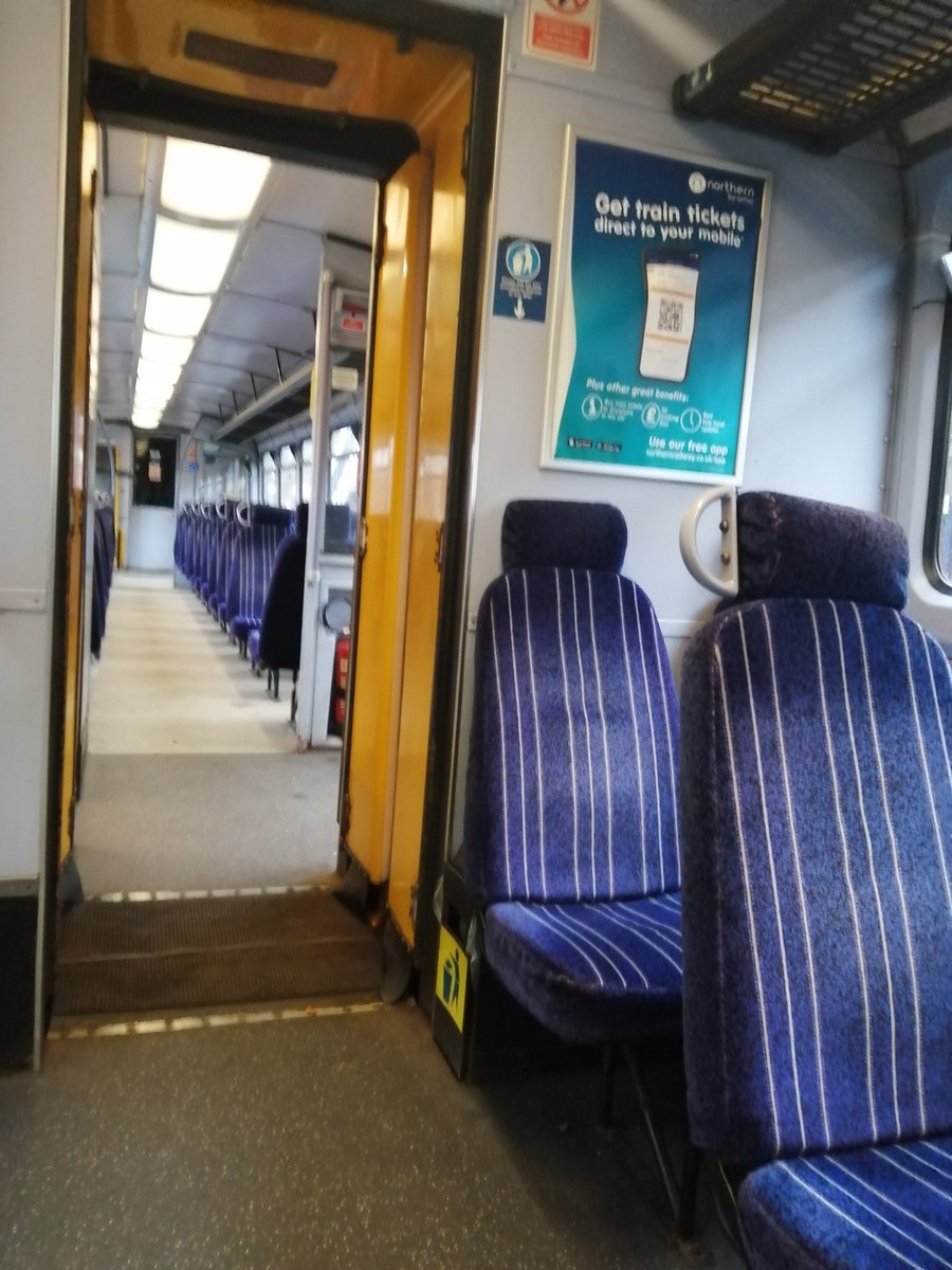 Northern_Travel's tweet image. Bounce, Screech, Thud, Wallop, Clunk, Boing. #Railbus Travel 👍