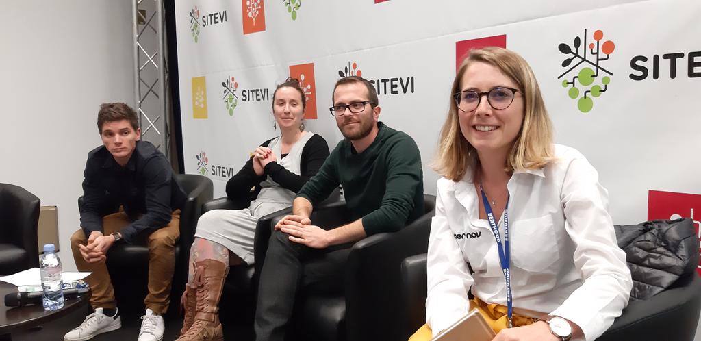 C'est parti pour la conférence "Comment evaluer les interactions sol/plantes pour optimiser le pilotage du #vignoble ?" Avec l'expertise de <a href="/SATT_SAYENS/">SATT_SAYENS</a> <a href="/vitiScanopy/">Scanopy</a> <a href="/INOCULUMplus/">INOCULUMplus</a> 
Pour clore le #SITEVI2019 en beauté avec nos adhérents et le public 😀
Cc @sitevi #viticulture