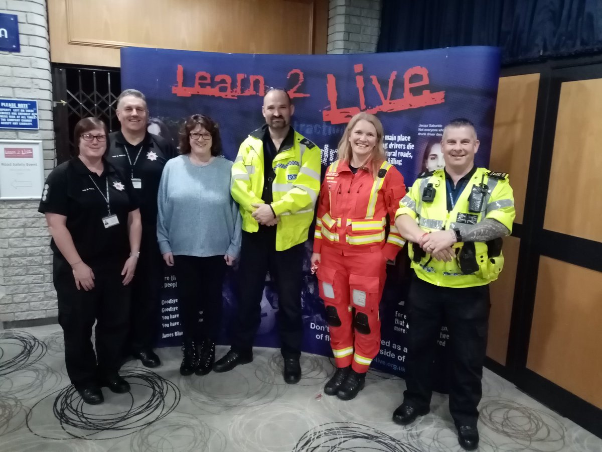 Learn2Live2's tweet photo. Thank you to all our students today and to our fantastic family and 999 speakers we saw over 800 students today #safeplan @DSFireUpdates @DC_NoExcuse @DC_PCC @CornwallFRS @DevonAirAmb @swasFT @DevonCC @Brakecharity
@HonestTruthUk @DC_PoliceBiker #RoadSafety #roadsafetyinitiative https://t.co/kSXpSNu0aW