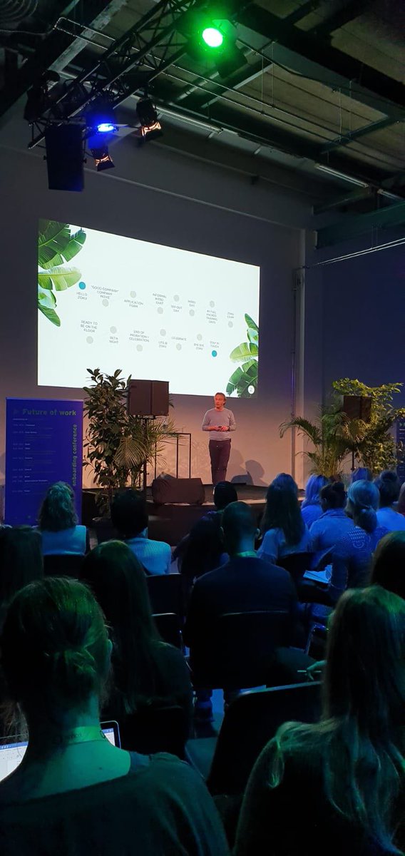 OnboardWeek's tweet photo. Hans Meyer (Co-founder of Zoku) elaborates on how @LiveZoku connects its employees with the greater meaning behind their work, which has led to Zoku attaining one of the highest employee satisfaction scores in the industry 🔥 #OA2019 https://t.co/zIjifPbVzz
