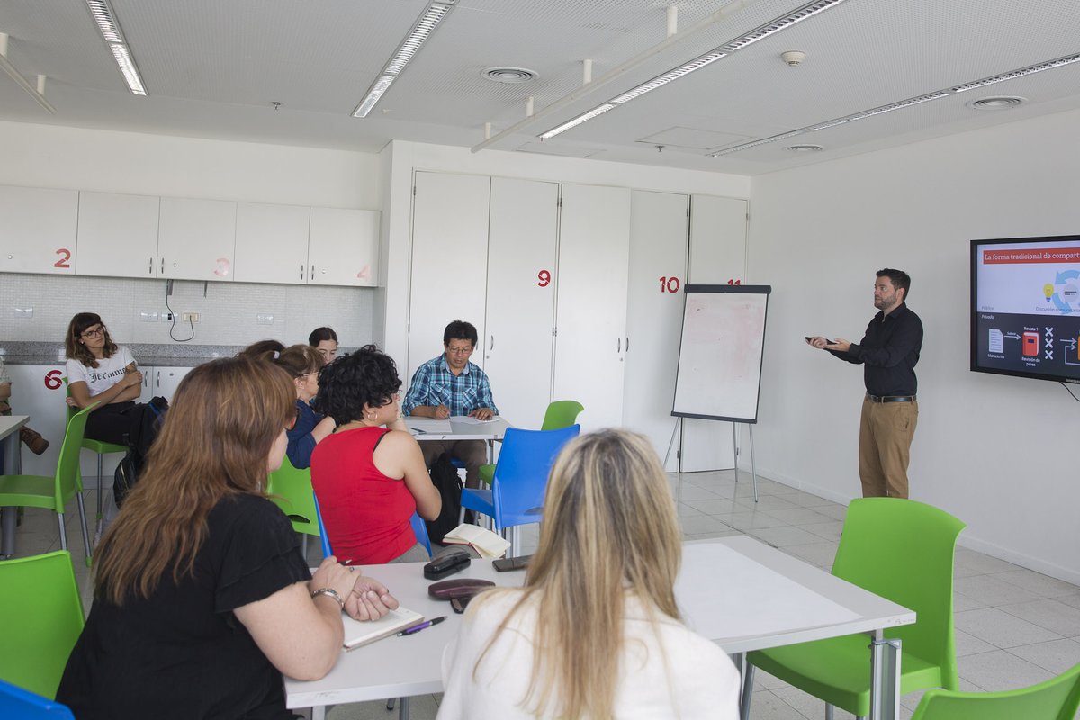 innovacionar's tweet photo. Hoy abre el @ccdelaciencia y a las 15 horas podés contribuir a generar ciencia. ¿Cómo? Participando de experimentos computacionales a través de los cuales podremos conocer dimensiones emocionales y de la cognición social. ¡Acercate a Godoy Cruz 2270! https://t.co/sqcjt5QNFy