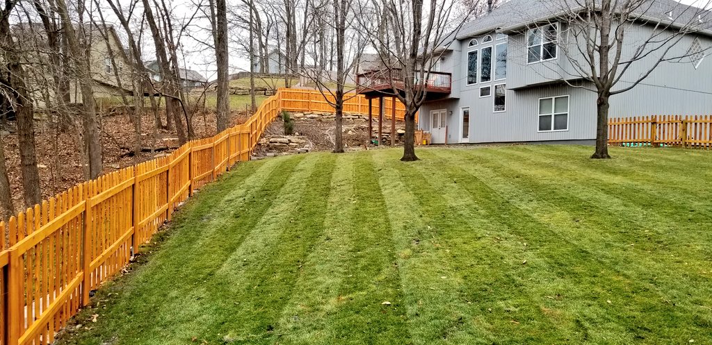 TC_Nation's tweet photo. Thanksgiving day stripes @sblackburn2217 #MowBeforeTheSnow #FinalCut #Milorganite https://t.co/tckkvkhY3W