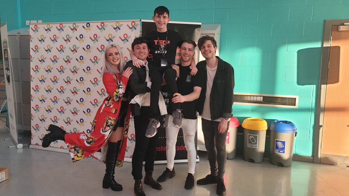 Derry Henderson tweet media