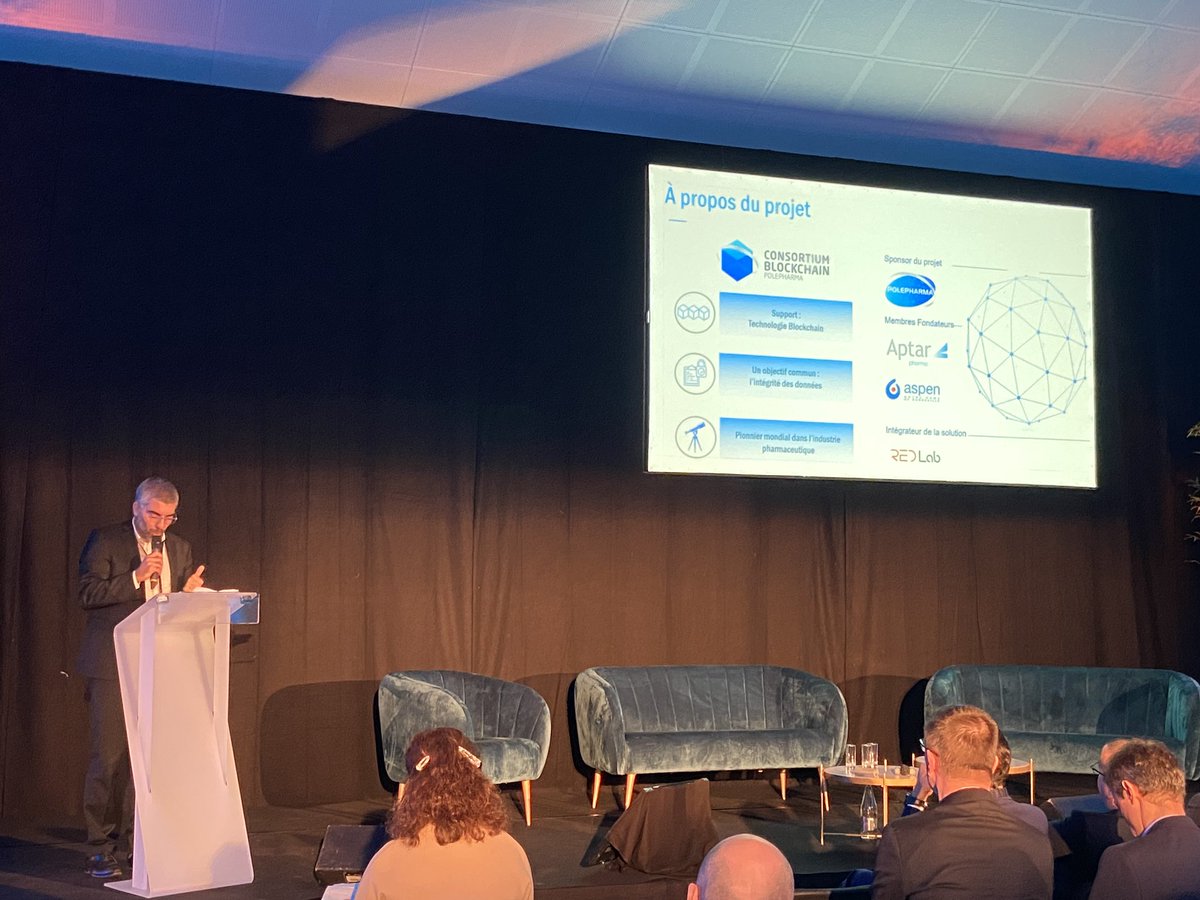 Frédéric Daguin, Director Excellence R&amp;D Aptar, présente le Consortium Blockchain POLEPHARMA  powered by REDLab, lors du colloque POLEPHARMA Industrie du Futur!
 #blockchain #colloquepolepharma #cpif