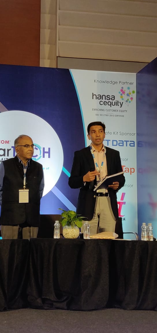 Design4India_'s tweet image. KS Viswanathan, Shalini Chandnani, Hanuman Tripathi, Prasenjit Ghosh, Sudhir Singh Dungarpur kickstart the "India, by Design-Perspectives, Trends and Practices 2019" report launch at NASSCOM Martech Summit 2019, Mumbai.

#nasscomMarTech #reportlaunch #designreport