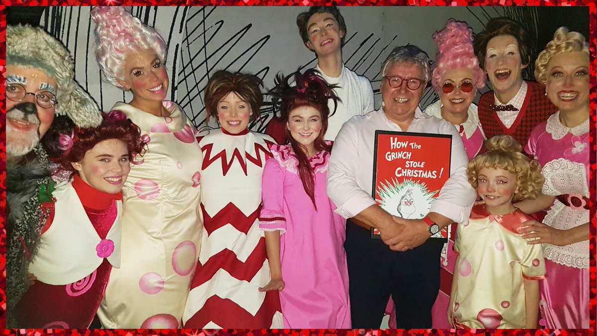 GrinchMusicalUK's tweet photo. What a week it's been in Edinburgh, &amp; we're just getting started! 💚 We've loved bringing Christmas to audiences, &amp; are thrilled to have the wonderful Gregor Fisher joining us while we're here!

Come see #GrinchMusicalUK at @captheatres until 1 December 🎄 https://t.co/9AxQB6PhGZ https://t.co/5SM6QW7Ja7