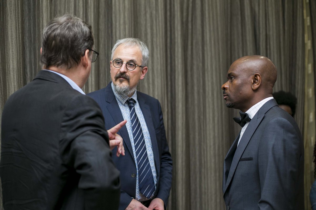 All about Saturday having a go with @universityofreading Henley Business School @henleyafrica.

Such beautiful minds about to propelling and create some more. 

#photoftheday #thursdaythoughts #thursdaymotivation #throwbackthursday #TBT #corporatephotography #photographers